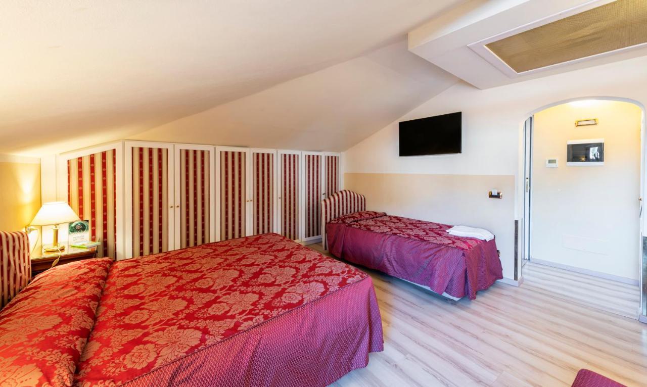 La Dependance Hotel Menaggio Kültér fotó