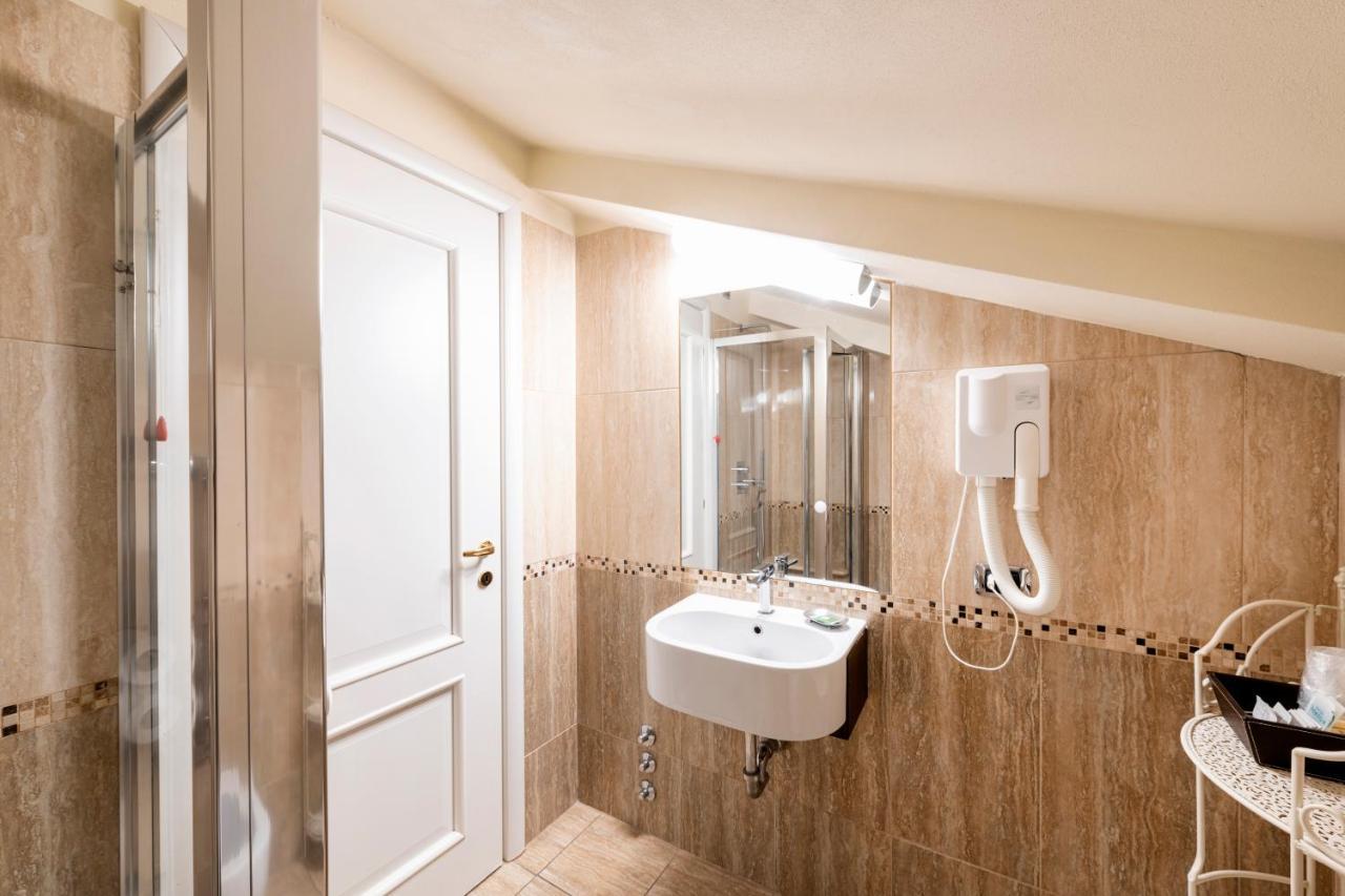 La Dependance Hotel Menaggio Kültér fotó